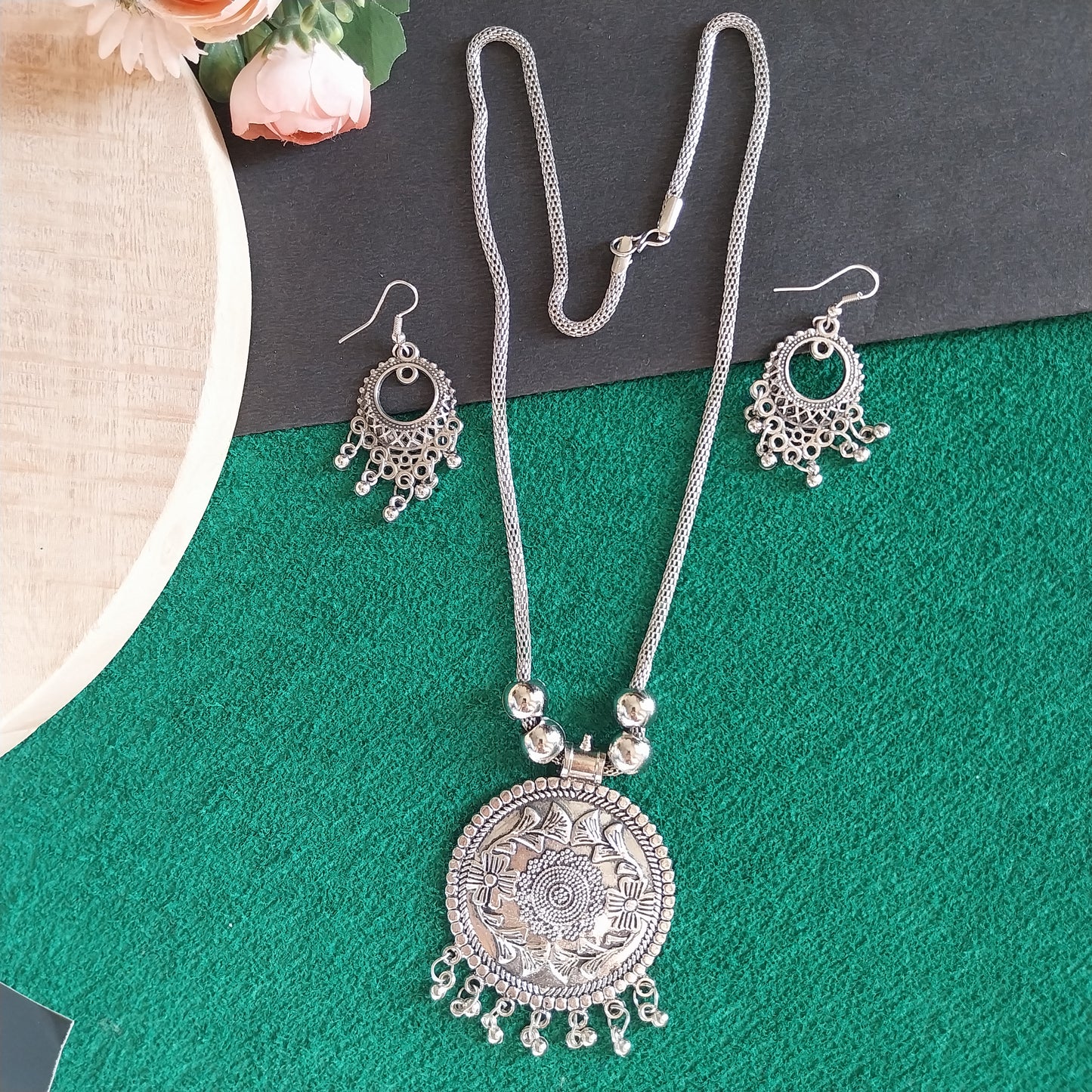 Antique Oxidized Silver Round Pendant Necklace Set with Earrings